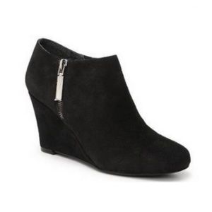 Vince Camuto Booties